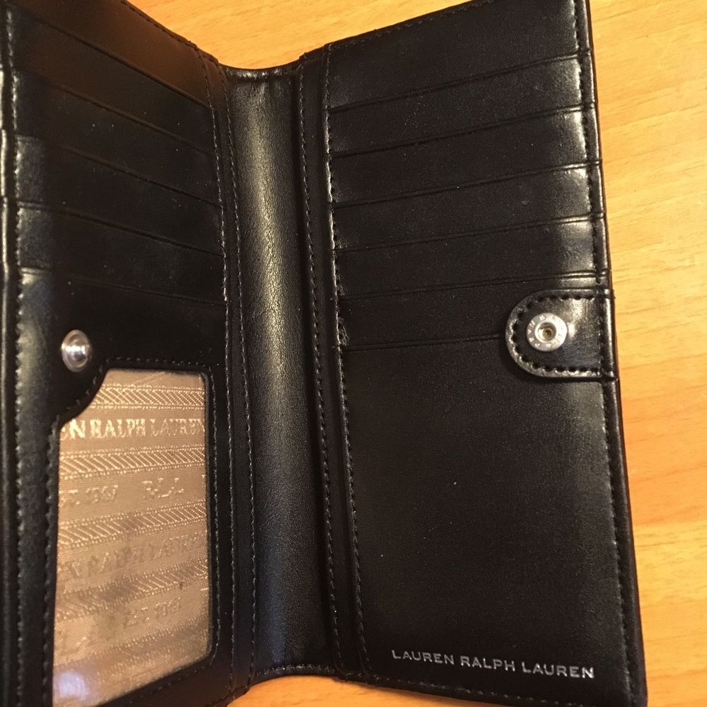 Lauren Ralph Lauren Wallet - Picture 4 of 8